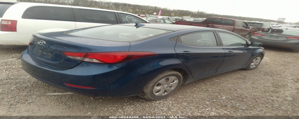 KMHDH4AE7GU525986 2016 HYUNDAI ELANTRA photo no. 4