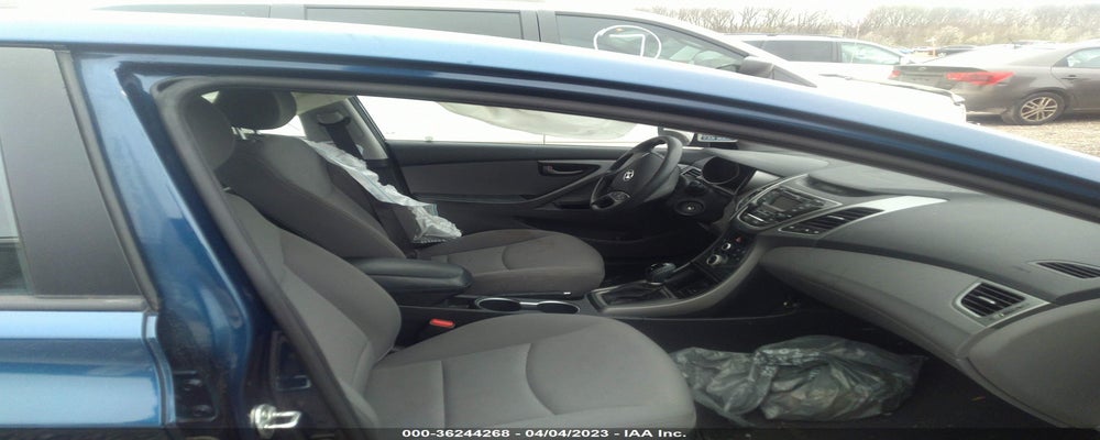 KMHDH4AE7GU525986 2016 HYUNDAI ELANTRA photo no. 5