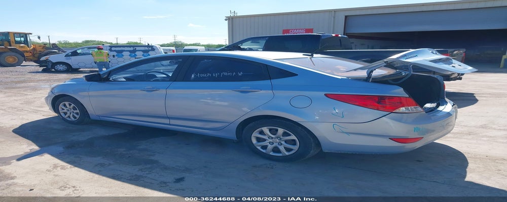 KMHCT4AEXDU526264 2013 HYUNDAI ACCENT photo no. 3