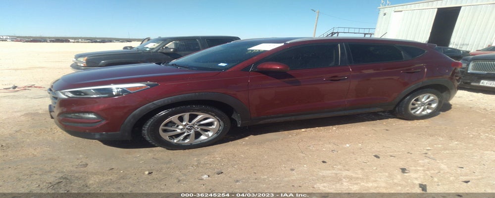 KM8J33A4XGU026876 2016 HYUNDAI TUCSON photo no. 2