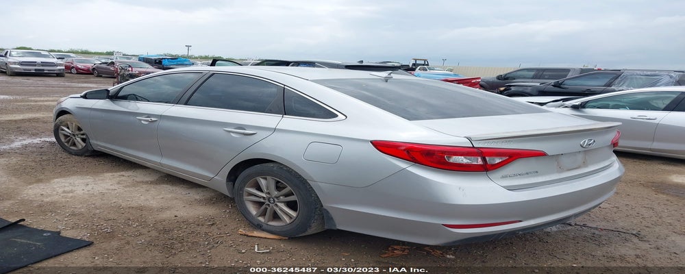 5NPE24AF2FH165960 2015 HYUNDAI SONATA photo no. 3