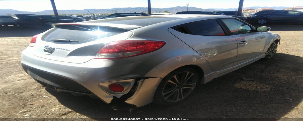 KMHTC6AE3HU313111 2017 HYUNDAI VELOSTER photo no. 4