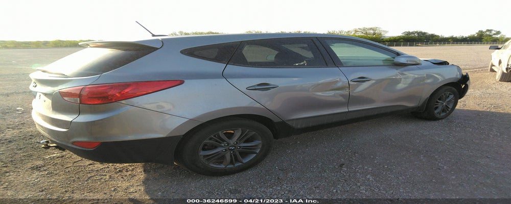 KM8JT3AF5FU033878 2015 HYUNDAI TUCSON photo no. 4