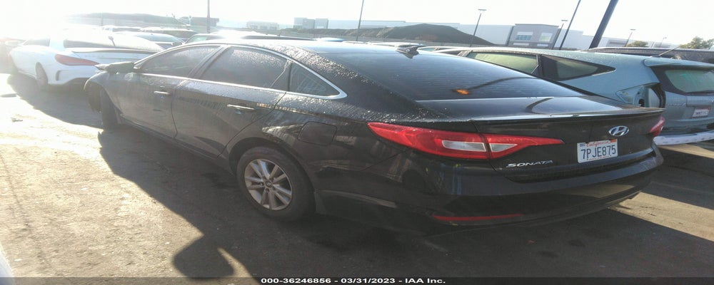 5NPE24AFXGH287385 2016 HYUNDAI SONATA photo no. 3