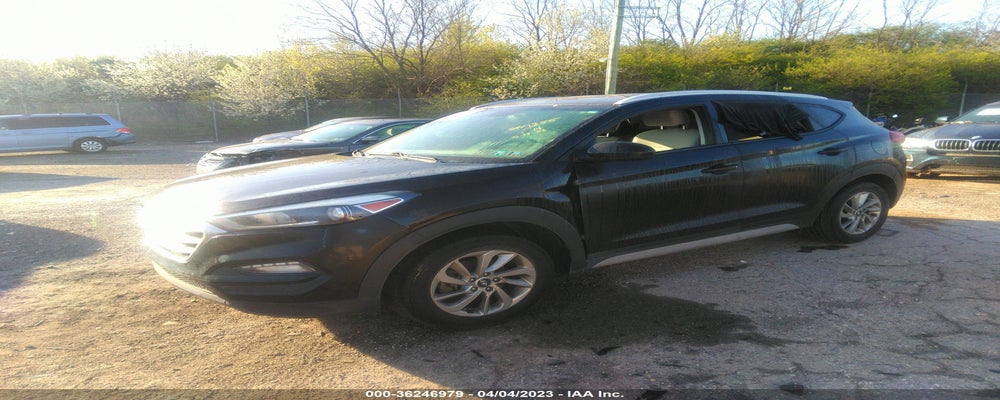 KM8J33A40JU612235 2018 HYUNDAI TUCSON photo no. 2