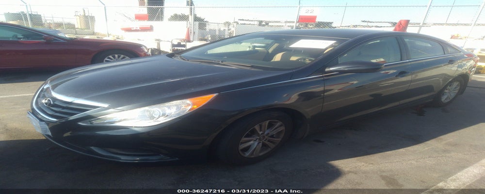 5NPEB4AC0BH282811 2011 HYUNDAI SONATA photo no. 2