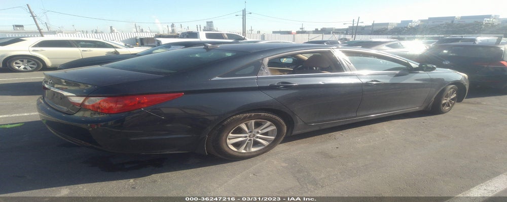 5NPEB4AC0BH282811 2011 HYUNDAI SONATA photo no. 4