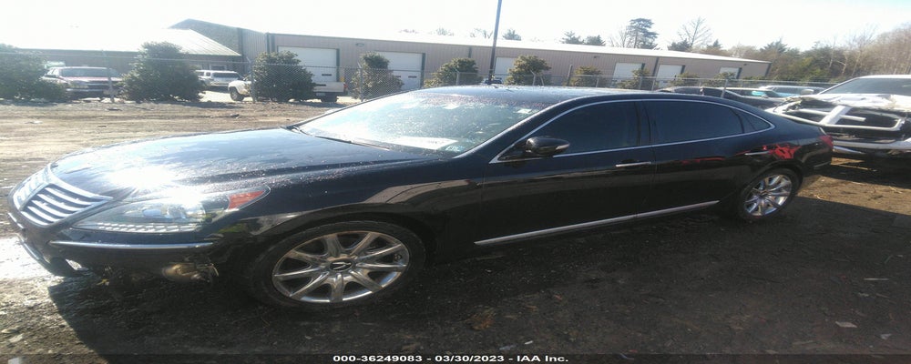 KMHGH4JF7BU033795 2011 HYUNDAI EQUUS photo no. 2