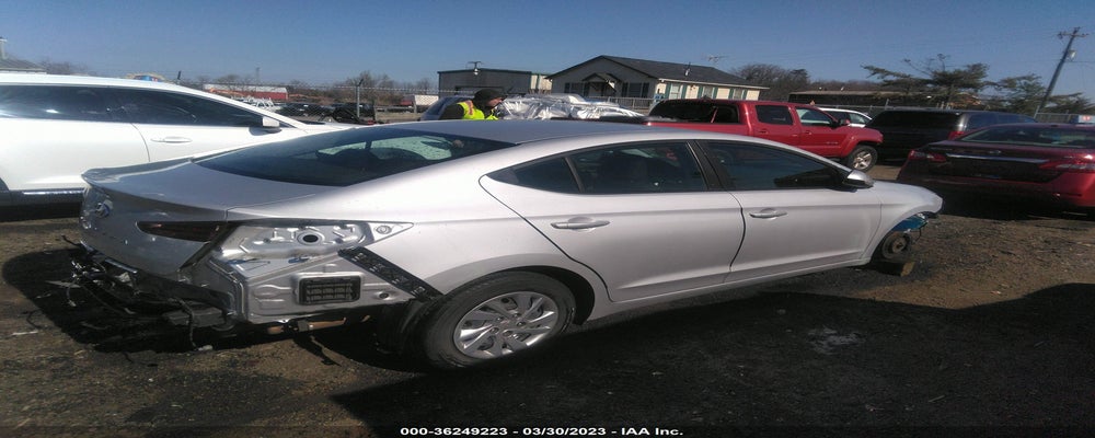 KMHD74LFXKU862900 2019 HYUNDAI ELANTRA photo no. 4