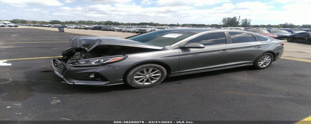 5NPE24AF1KH780476 2019 HYUNDAI SONATA photo no. 2