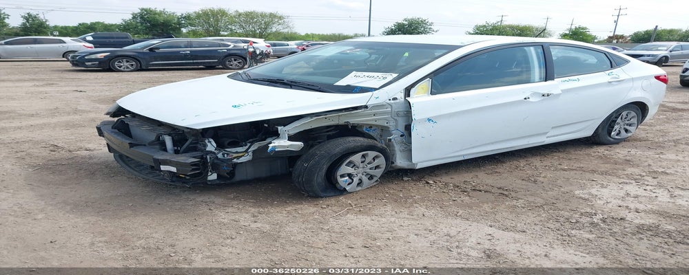 KMHCT4AE6FU822904 2015 HYUNDAI ACCENT photo no. 2
