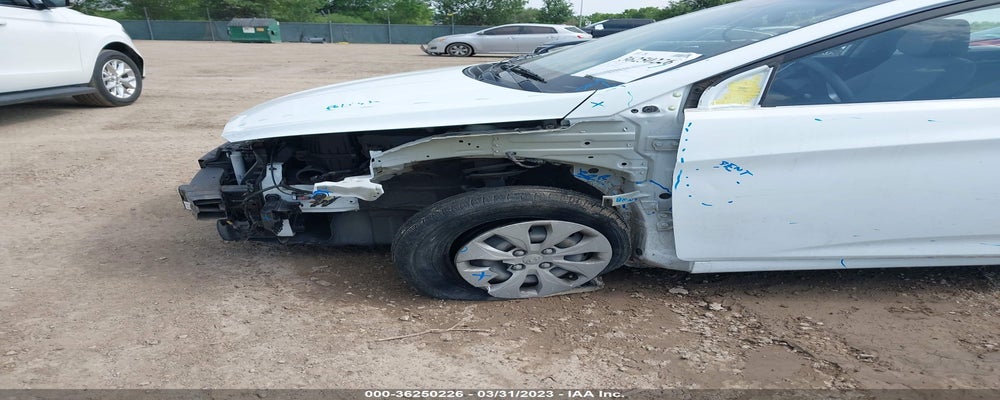 KMHCT4AE6FU822904 2015 HYUNDAI ACCENT photo no. 6