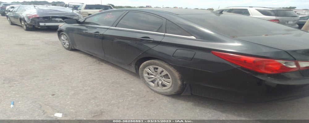 5NPEB4AC0BH286504 2011 HYUNDAI SONATA photo no. 3