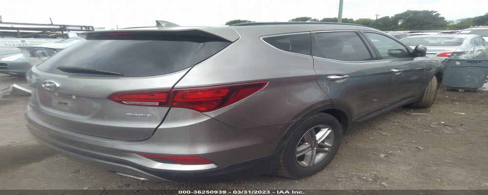 5XYZU3LB9HG423353 2017 HYUNDAI SANTA FE SPORT photo no. 4