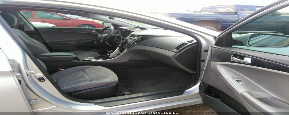 5NPEB4ACXCH348119 2012 HYUNDAI SONATA photo no. 5