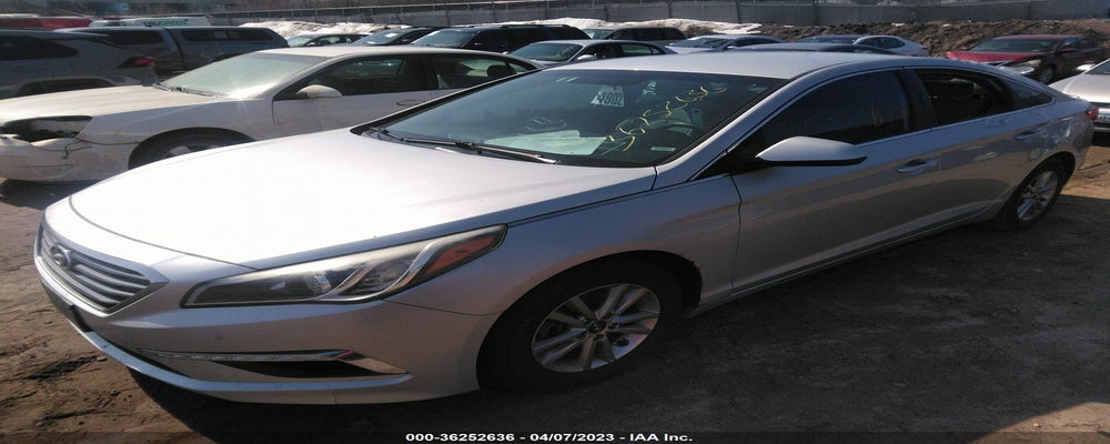 5NPE24AF2HH438835 2017 HYUNDAI SONATA photo no. 2
