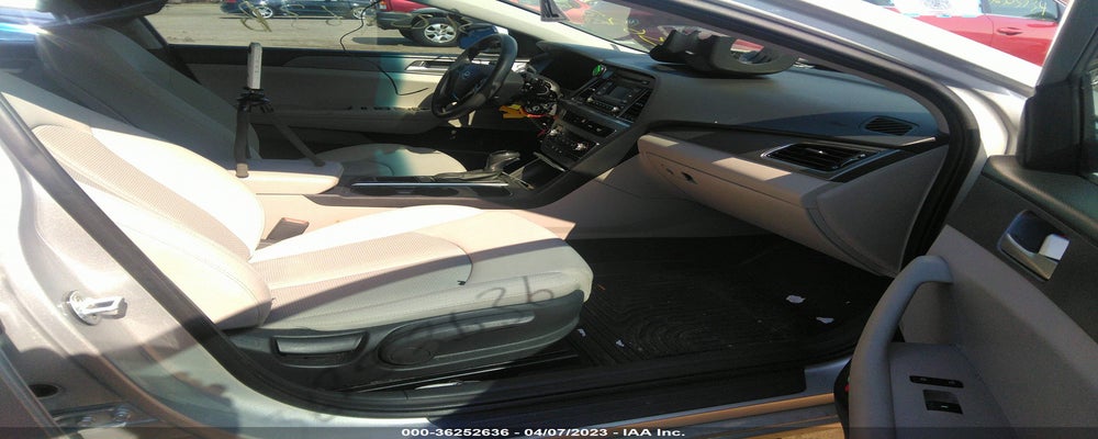 5NPE24AF2HH438835 2017 HYUNDAI SONATA photo no. 5