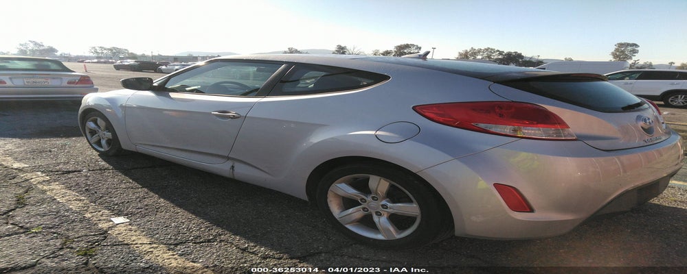 KMHTC6AD2FU239295 2015 HYUNDAI VELOSTER photo no. 3
