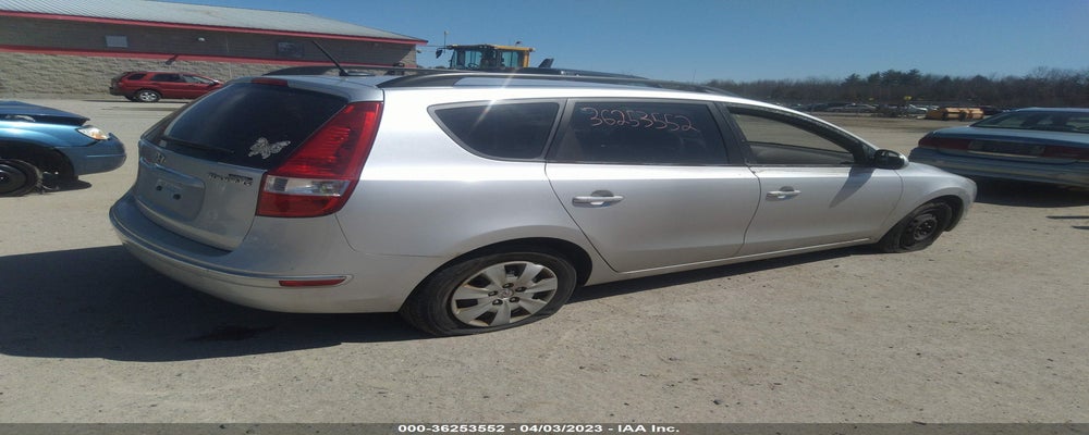 KMHDC8AE9AU068837 2010 HYUNDAI ELANTRA TOURING photo no. 4