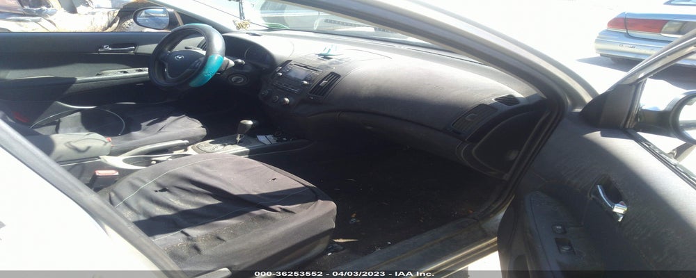 KMHDC8AE9AU068837 2010 HYUNDAI ELANTRA TOURING photo no. 5