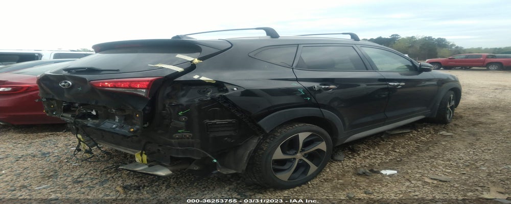 KM8J3CA27JU631685 2018 HYUNDAI TUCSON photo no. 4