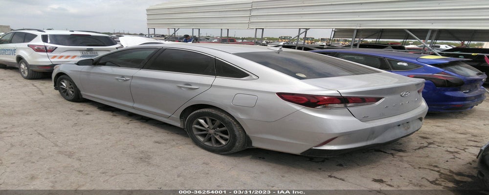 5NPE24AF3JH702814 2018 HYUNDAI SONATA photo no. 3