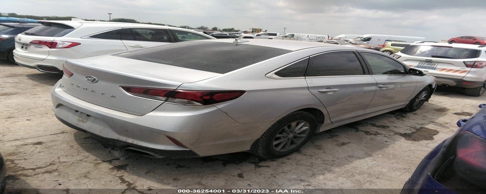 5NPE24AF3JH702814 2018 HYUNDAI SONATA photo no. 4