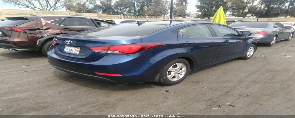 5NPDH4AE5FH645993 2015 HYUNDAI ELANTRA photo no. 4