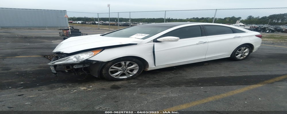5NPEC4AC4DH519283 2013 HYUNDAI SONATA photo no. 2