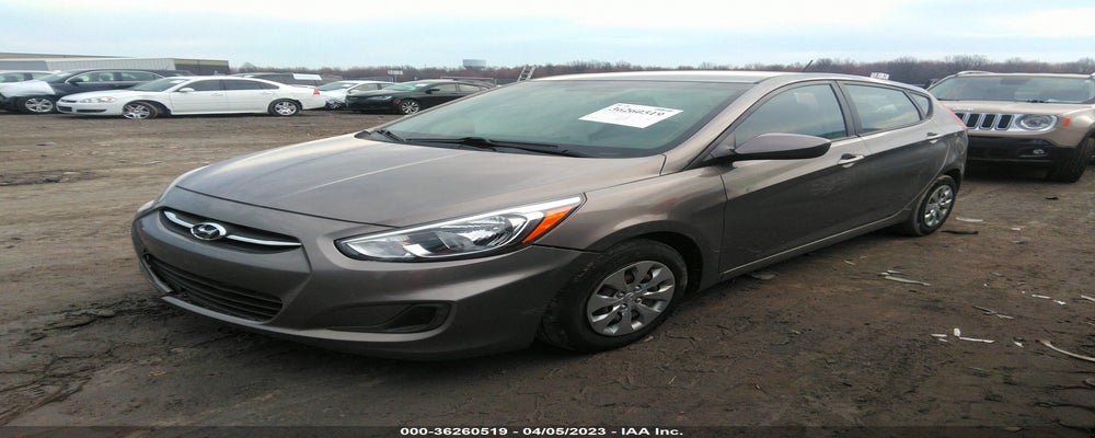 KMHCT5AE7HU359227 2017 HYUNDAI ACCENT photo no. 2