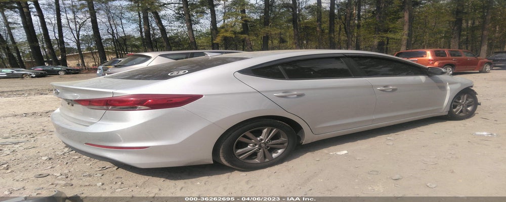 5NPD84LFXHH151458 2017 HYUNDAI ELANTRA photo no. 4