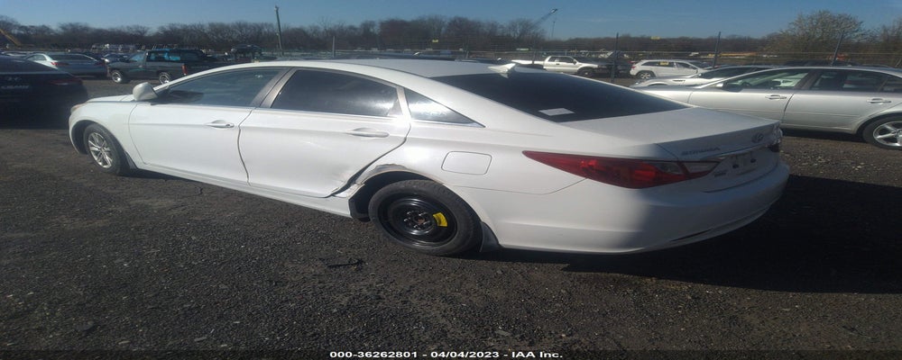 5NPEB4AC7BH192149 2011 HYUNDAI SONATA photo no. 3