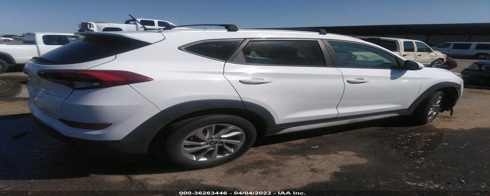 KM8J33A41HU365284 2017 HYUNDAI TUCSON photo no. 4