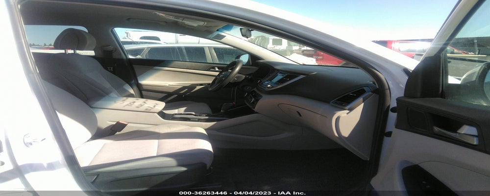 KM8J33A41HU365284 2017 HYUNDAI TUCSON photo no. 5