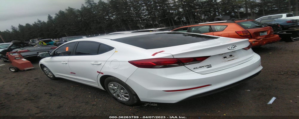5NPD74LFXJH240732 2018 HYUNDAI ELANTRA photo no. 3