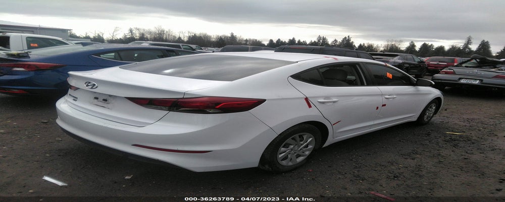 5NPD74LFXJH240732 2018 HYUNDAI ELANTRA photo no. 4