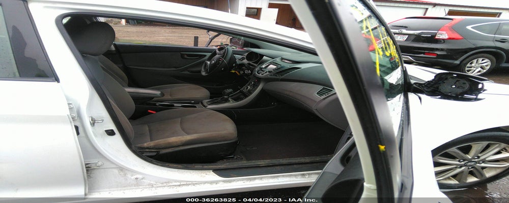 5NPDH4AE3GH741381 2016 HYUNDAI ELANTRA photo no. 5