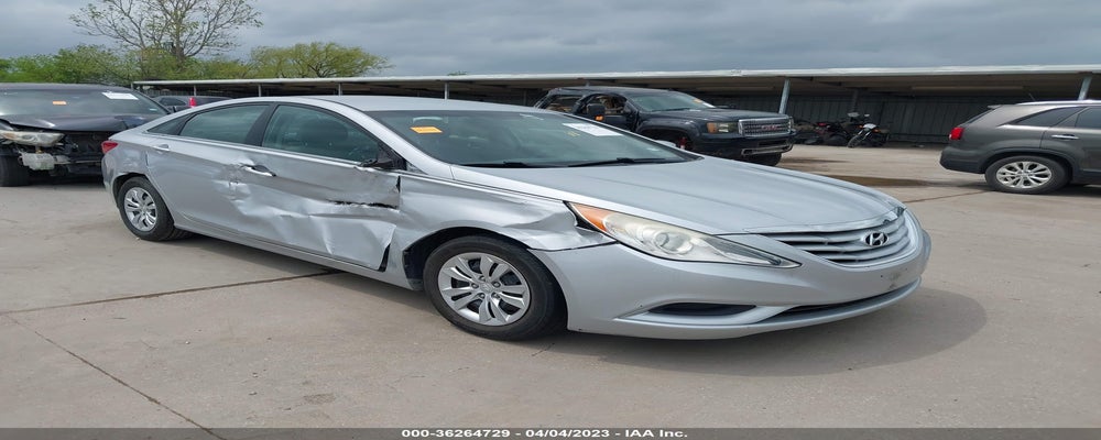 5NPEB4AC8BH063000 2011 HYUNDAI SONATA photo no. 13