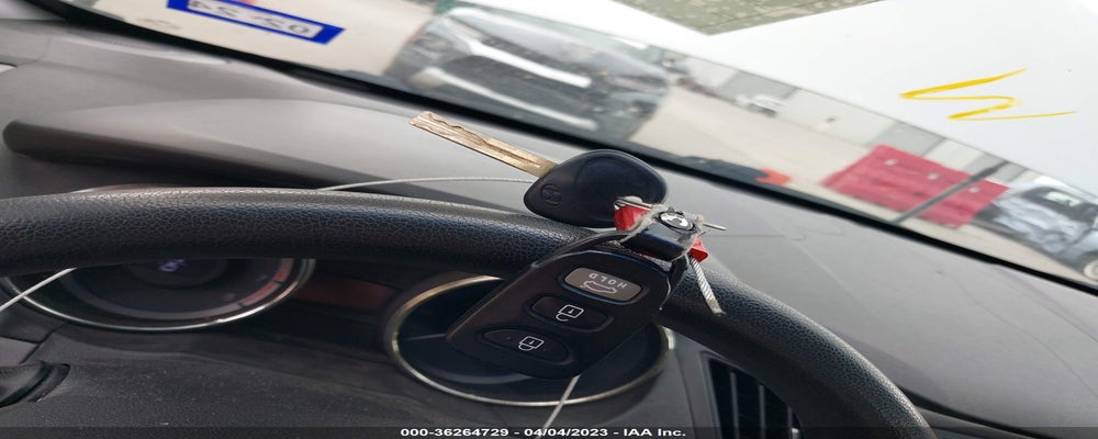 5NPEB4AC8BH063000 2011 HYUNDAI SONATA photo no. 11