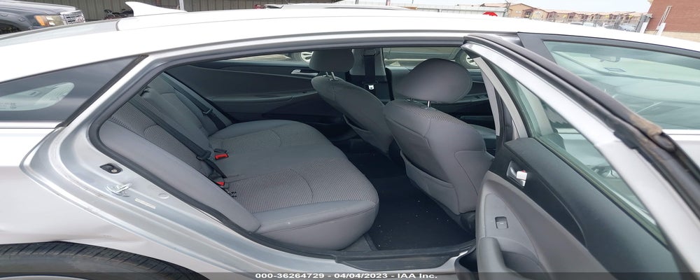 5NPEB4AC8BH063000 2011 HYUNDAI SONATA photo no. 8