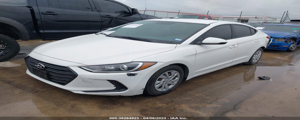 5NPD74LF2JH354398 2018 HYUNDAI ELANTRA photo no. 2