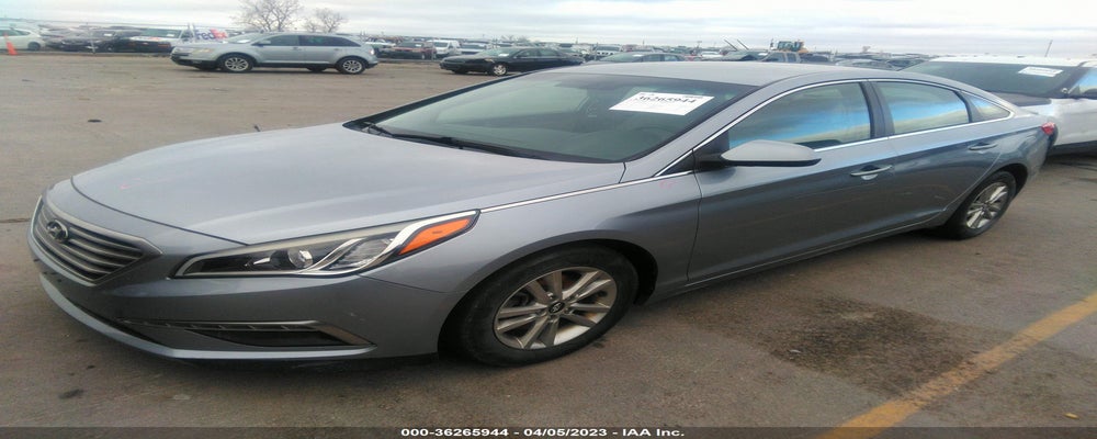 5NPE24AF7FH008960 2015 HYUNDAI SONATA photo no. 2