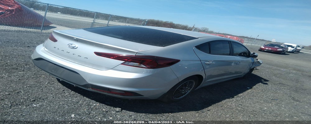 5NPD74LF8KH445399 2019 HYUNDAI ELANTRA photo no. 4