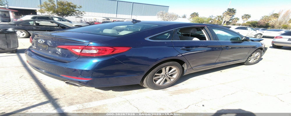 5NPE24AF7FH164982 2015 HYUNDAI SONATA photo no. 4