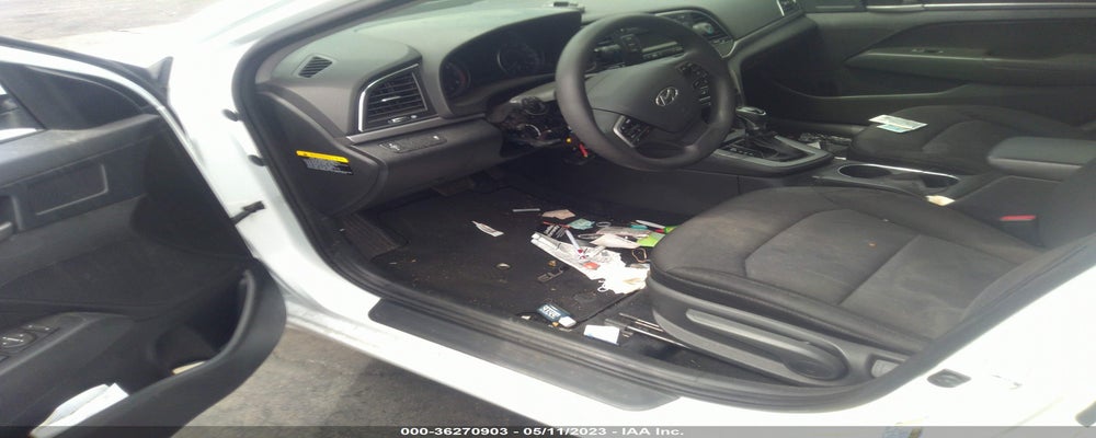 5NPD74LF3JH299430 2018 HYUNDAI ELANTRA photo no. 5
