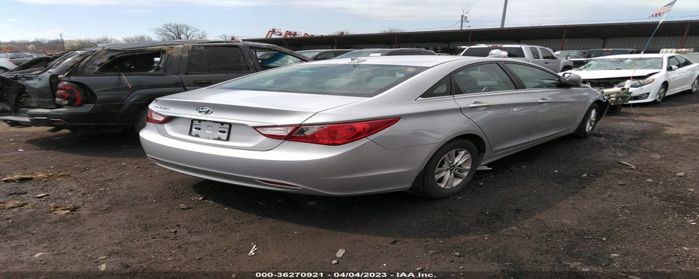 5NPEB4AC9DH688640 2013 HYUNDAI SONATA photo no. 4