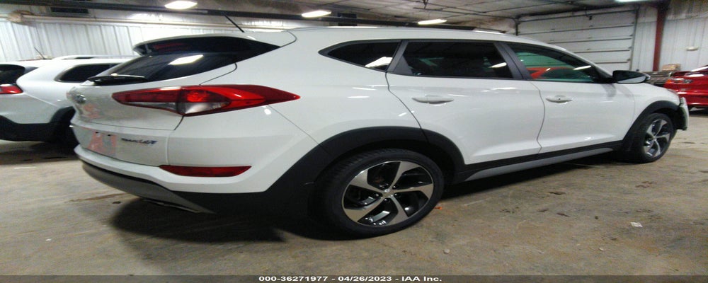 KM8J33A23HU365575 2017 HYUNDAI TUCSON photo no. 4