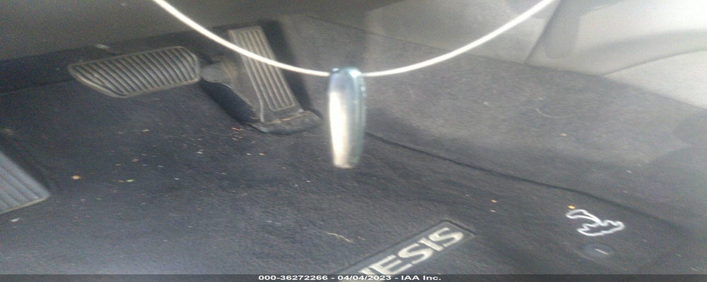 KMHGN4JE4FU056974 2015 HYUNDAI GENESIS photo no. 11