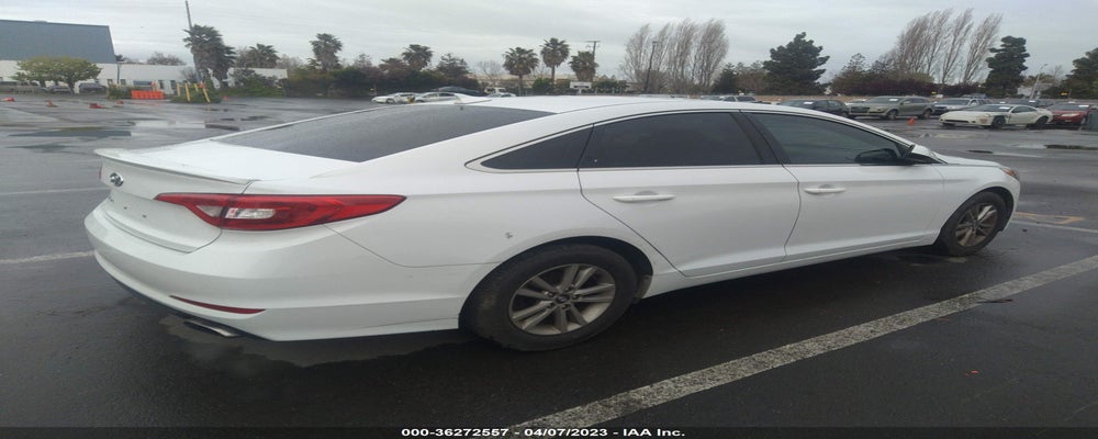 5NPE24AF8FH000883 2015 HYUNDAI SONATA photo no. 4