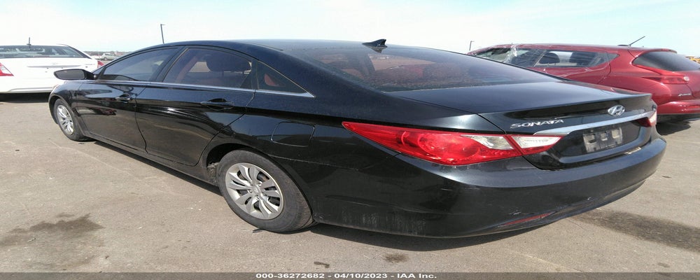 5NPEB4AC1BH042702 2011 HYUNDAI SONATA photo no. 3
